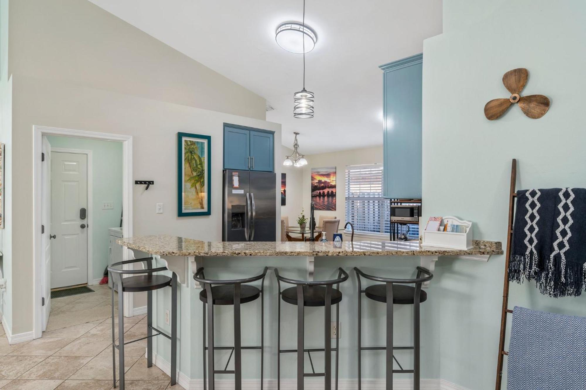 Beautiful Pet Friendly Home! Tropical Pool, Optional Golf Cart & Pool Heat, Minutes To Beach 德斯廷 外观 照片